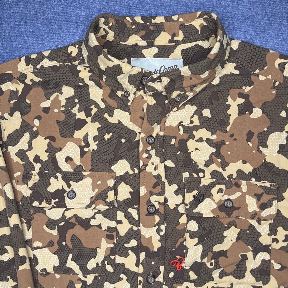 Duck Camp Wingshooting Shirt Medium Wetland Hunting Camo Lightweight Button Down